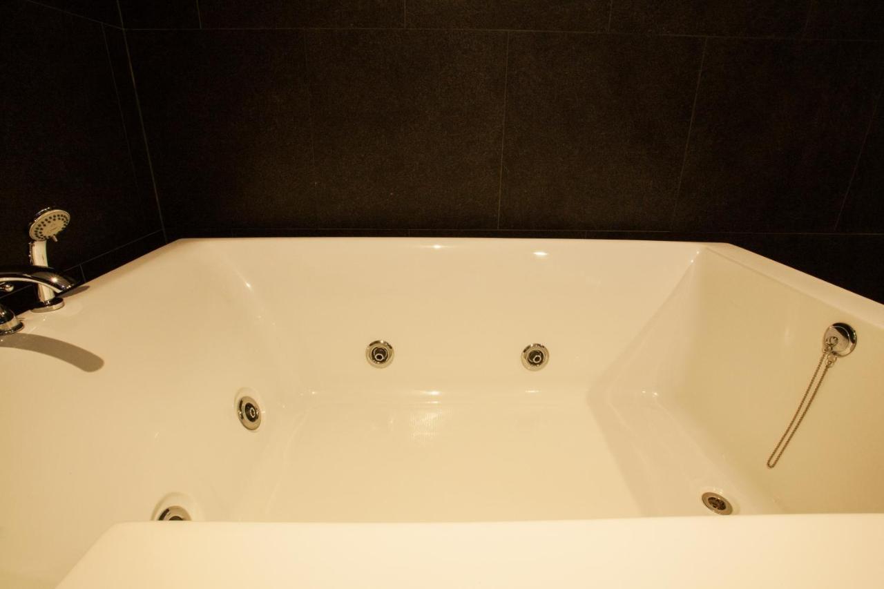 Suwon Reve Hotel Extérieur photo
