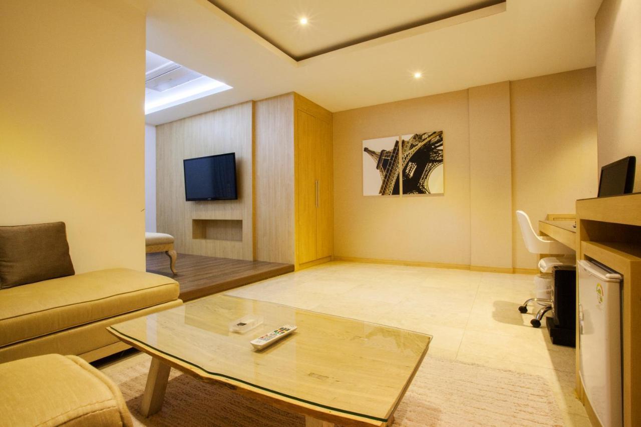Suwon Reve Hotel Extérieur photo